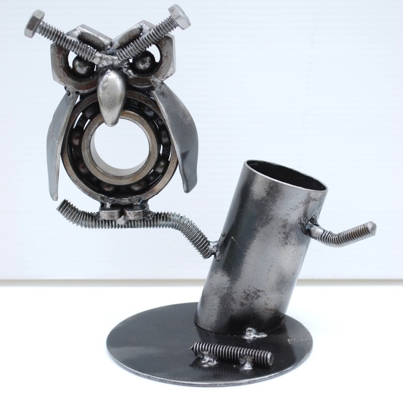 Business card holder scarp metal sculpture, Cool Birthday Gift, Anniversary gift - 擺飾/家飾品 - 其他金屬 
