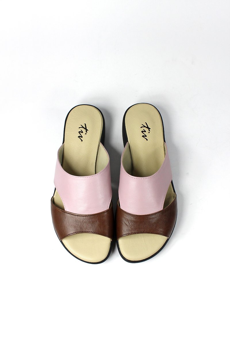Pink and coffee color matching genuine leather slippers - รองเท้าแตะ - หนังแท้ สึชมพู