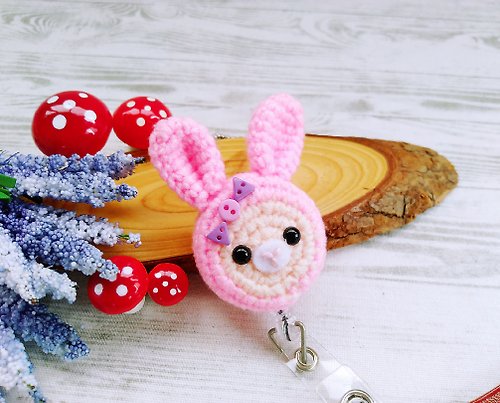 花兔手作 Hwatokki Handmade 粉紅兔伸縮票卡夾 附贈證件套和珠鍊