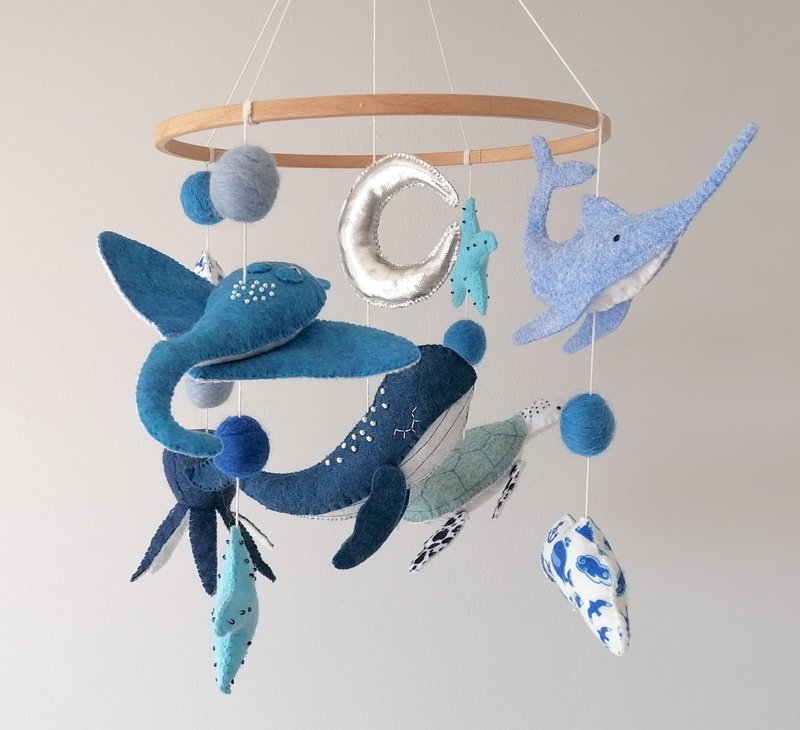 Ocean Baby Mobile for Boy Nursery, Felt Sea Animals Crib Mobile,Cot Mobile Gift - ของเล่นเด็ก - วัสดุอื่นๆ สีน้ำเงิน