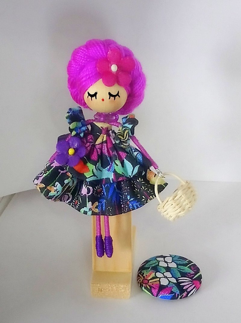 Brooch doll - 胸針 - 木頭 粉紅色