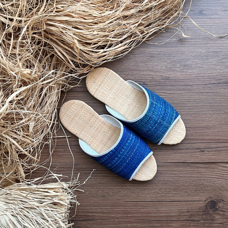 Natural Raffia Slippers No.3 - Ocean Blue #24 - อื่นๆ - พืช/ดอกไม้ สีน้ำเงิน