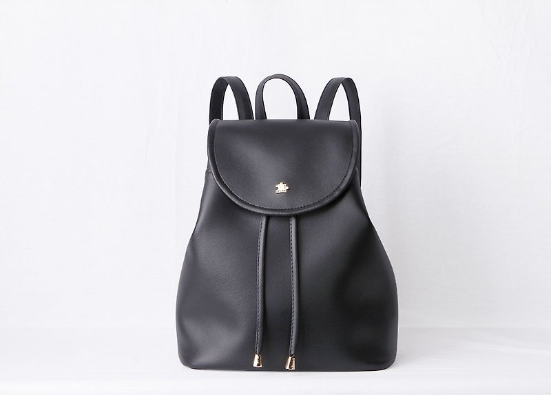 Taiwan Original/CLM Vegan Leather/Classic Backpack_Black - กระเป๋าแมสเซนเจอร์ - น้ำยาง สีดำ