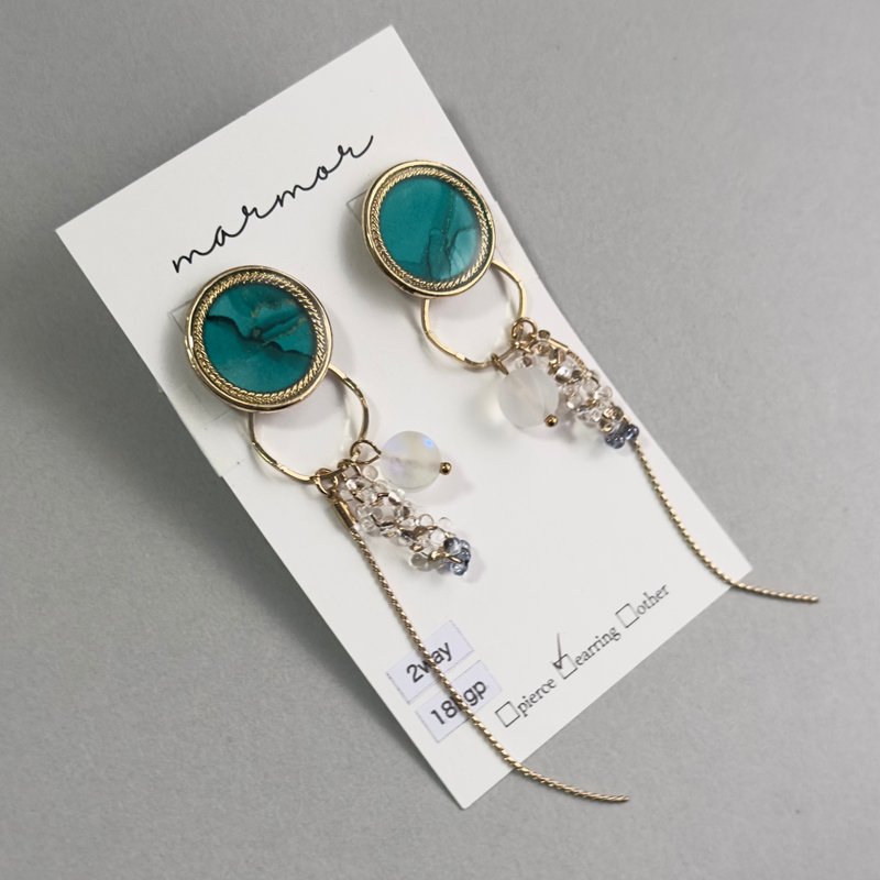 【1点のみ】2way  エメラルドグリーン　アルコールインクアート　イヤリング　18kgp　ロング　ゴールド　緑　人と被らない　世界で一つ　大ぶり - 耳環/耳夾/耳骨夾 - 樹脂 綠色