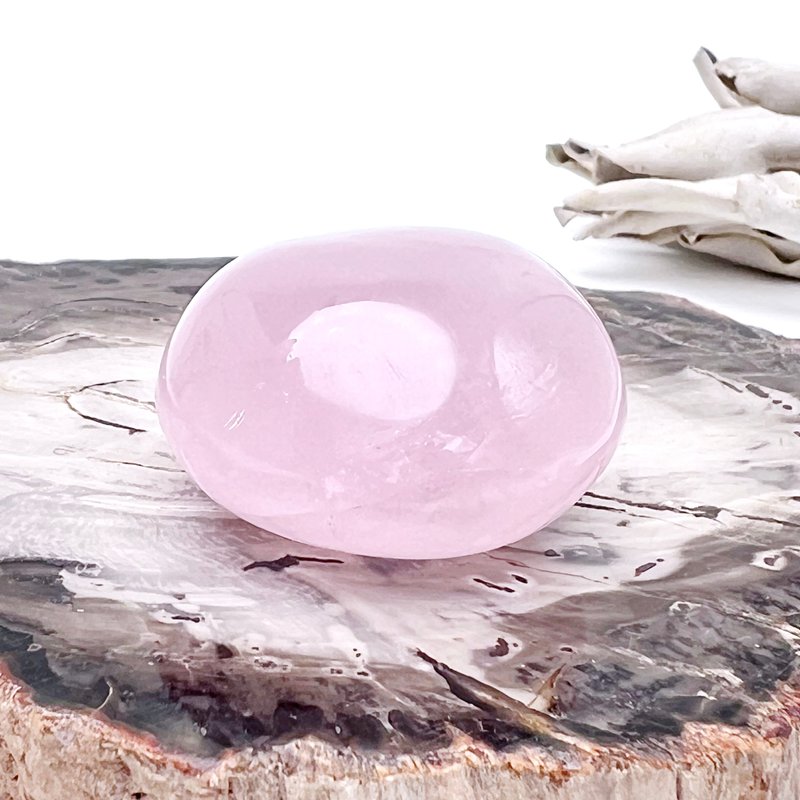 粉嘟 。手把 人緣 療癒  l 粉水晶 福利品 有天然礦缺 l - 擺飾/家飾品 - 水晶 粉紅色