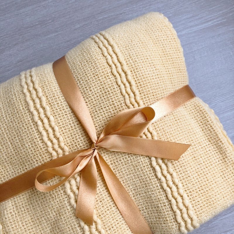 【CHICHI HOME】Knitted plain simple tassel blanket - Blankets & Throws - Polyester Yellow