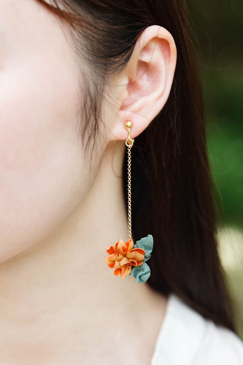 Osmanthus earrings earrings hand-made cloth flower plant original design - Earrings & Clip-ons - Cotton & Hemp 