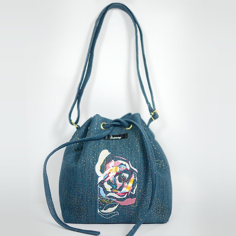 humming- Embroidery Bucket Bag / fall in love / Steel blue - กระเป๋าแมสเซนเจอร์ - งานปัก สีน้ำเงิน
