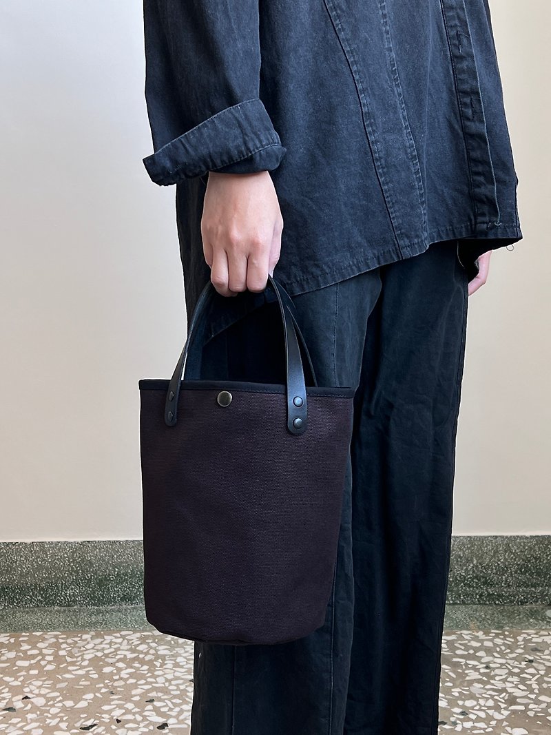 Mini hand bucket bag・black - กระเป๋าถือ - ผ้าฝ้าย/ผ้าลินิน สีดำ