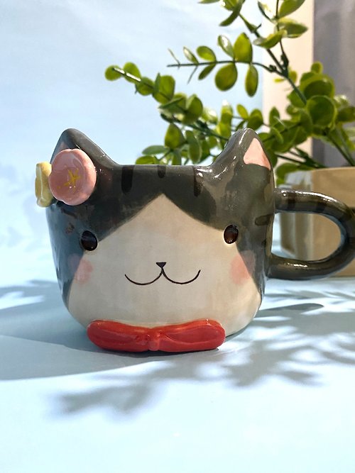 cher’s pottery Handmade ceramic cup. Handmade ceramic mug with cute cat and flower lover for gifts.