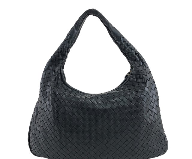 【banchoukanchigai 】BOTTEGA VENETA Direct from Japan, branded used bag] Bottega Veneta shoulder