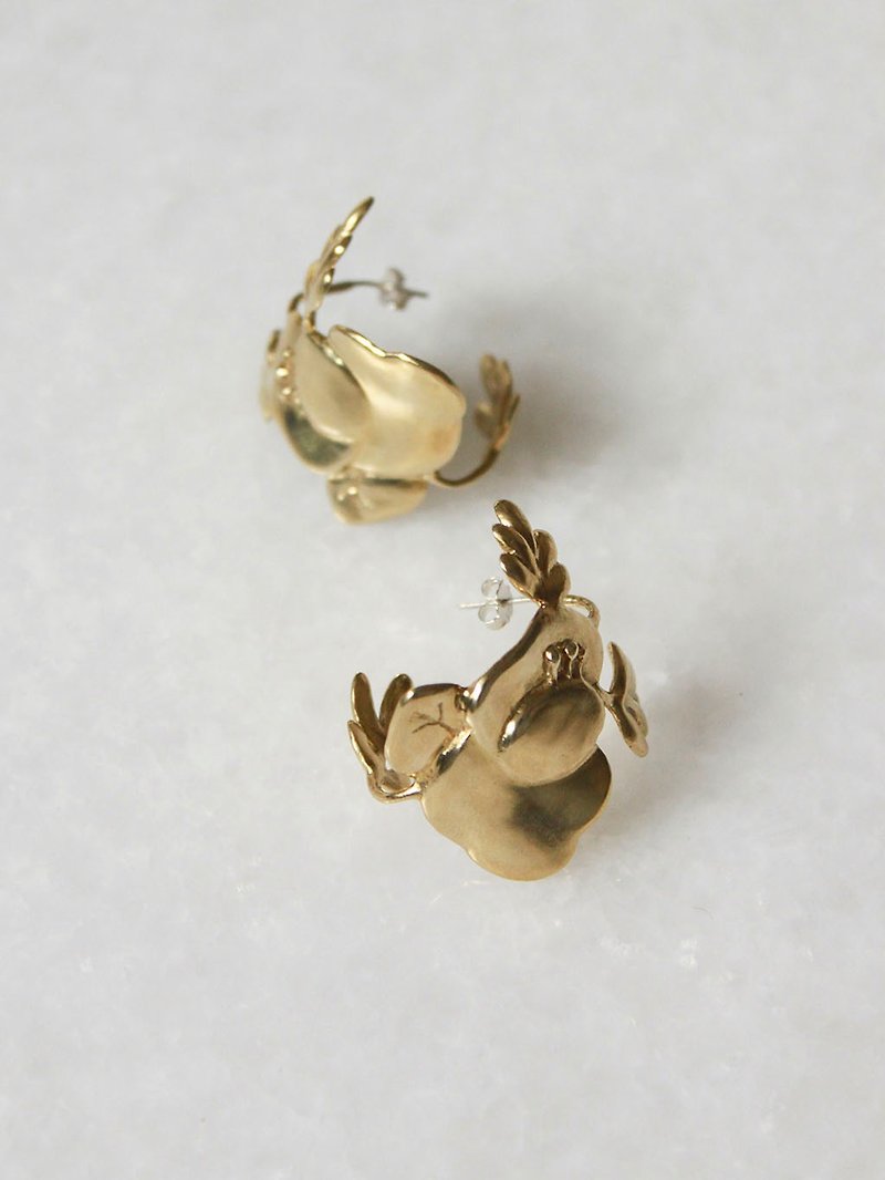 Dearest Rose Hoop Earrings - Sterling Silver Posts / Clip-on Earrings - ต่างหู - ทองแดงทองเหลือง สีทอง