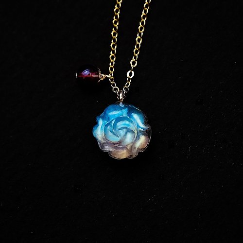 一抹月光 Emoonstone 輕珠寶迷你藍暈牡丹花型項鍊水晶
