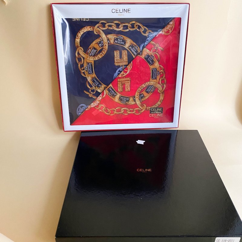 中古CELINE賽琳|100%全新|古著棉巾|手巾|方巾|手帕|圍巾|頭巾 - 手帕 - 棉．麻 多色