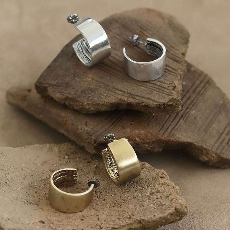 【日本製】寬版內紋理 耳環 復古飾品 - 耳環/耳夾 - 銅/黃銅 銀色