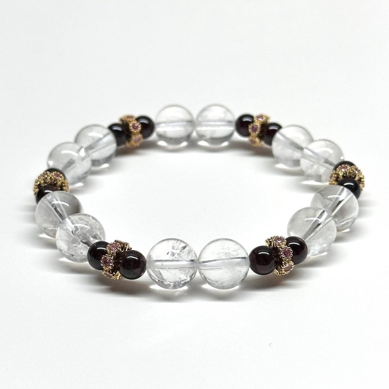 [Ice Beard] White Crystal Garnet Flower Gold-plated Natural Crystal Bracelet - สร้อยข้อมือ - เครื่องประดับพลอย ขาว