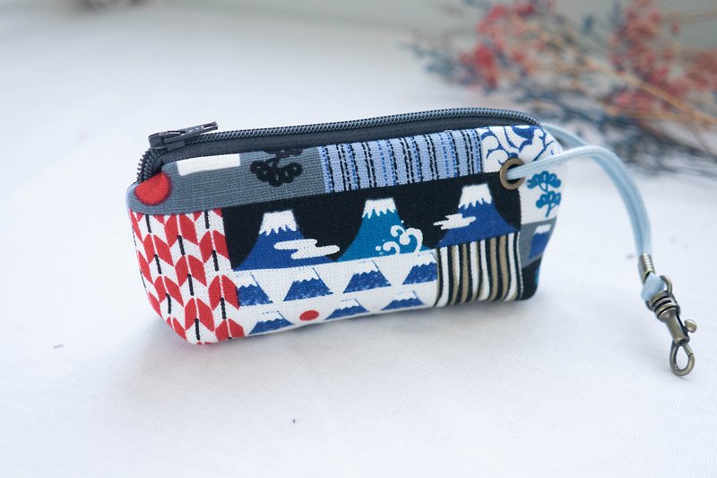Zipper key case | Little Mount Fuji - Keychains - Cotton & Hemp Multicolor