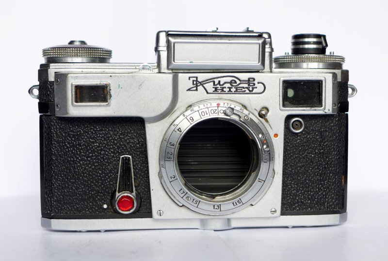 Kiev-4M USSR 35mm film rangefinder camera body Contax RF mount - 相機/拍立得/底片相機 - 其他金屬 銀色