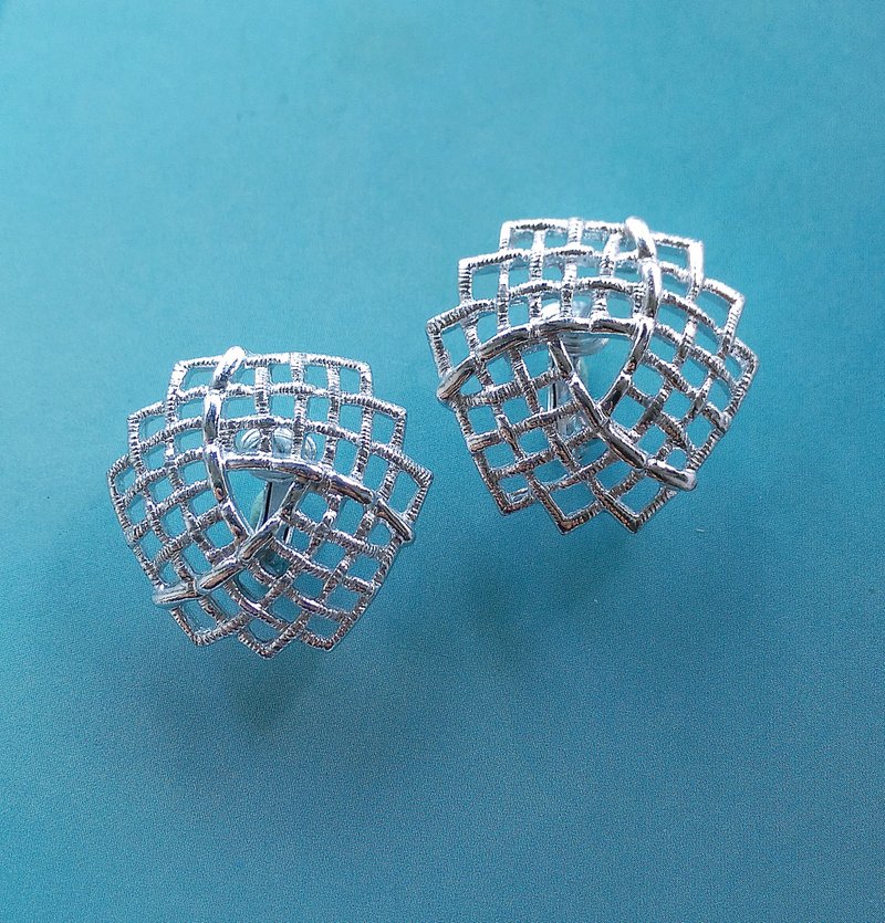 Vintage Jewelry 西洋古董飾品 SARAH COV TRELLIS 銀網 夾式耳環 - 耳環/耳夾/耳骨夾 - 其他金屬 銀色