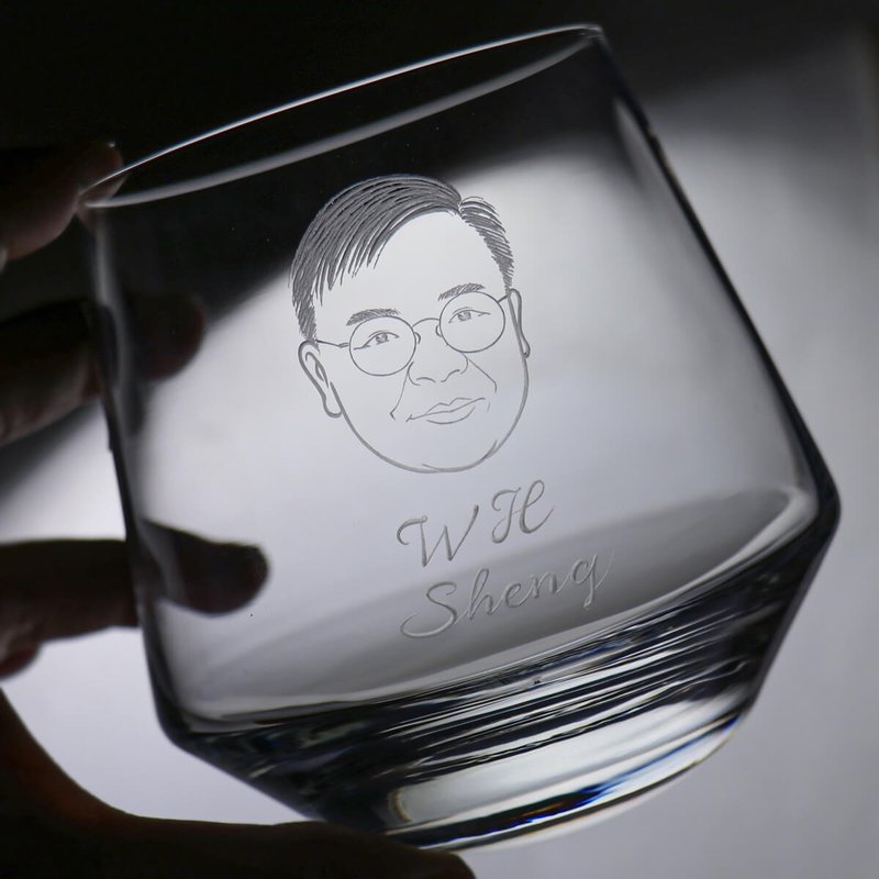 397cc [German Zeiss Schott Zwiesel] (Realistic Version) Portrait Shaker Cup Customized Portrait - Bar Glasses & Drinkware - Glass Gray