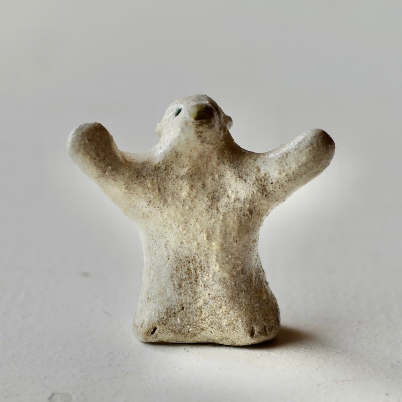 Singing bear  ring holder - General Rings - Pottery White