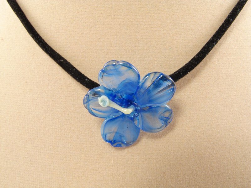 Blue Orchid Flower Lampwork Murano Glass Floral Choker Pendant Necklace Jewelry - Necklaces - Glass Blue