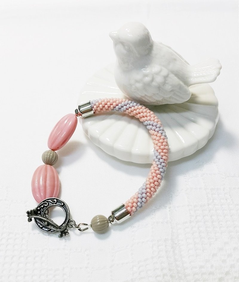 CandiiJewelry_Sweety Pink Crochet Bracelet - 手鍊/手環 - 其他材質 粉紅色