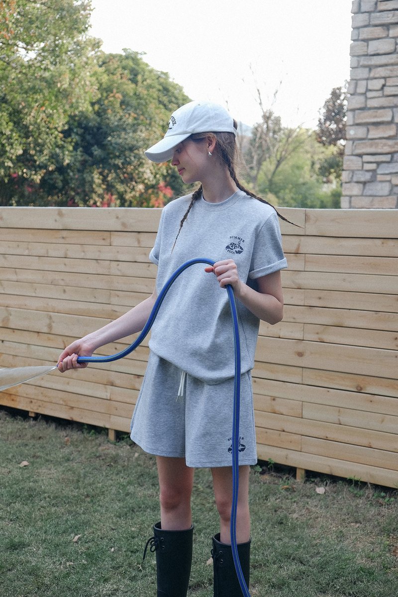 go swimming 復古立體硅膠短袖T恤 短褲套裝 - 女裝 T 恤 - 其他材質 灰色