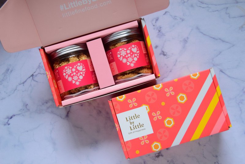 【Valentine】Super Lucky Giftbox ft. Handmade Cookies - คุกกี้ - อาหารสด สีแดง