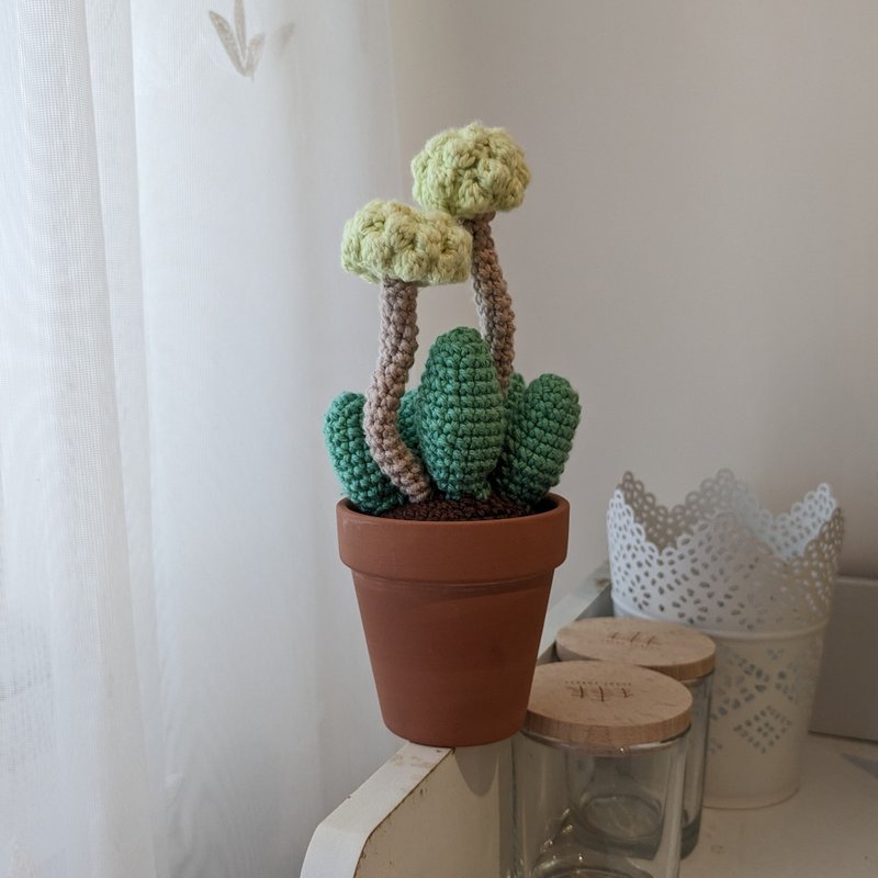 Little Nightcoat Crocheted Potted Plant - Items for Display - Other Materials Multicolor