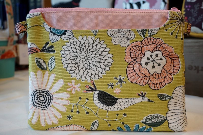 Miranda Handmade。富察家花園。日式優雅三層包 - 側背包/斜背包 - 棉．麻 
