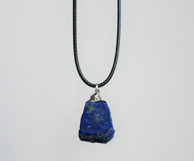 Raw lapis lazuli on sale pendant