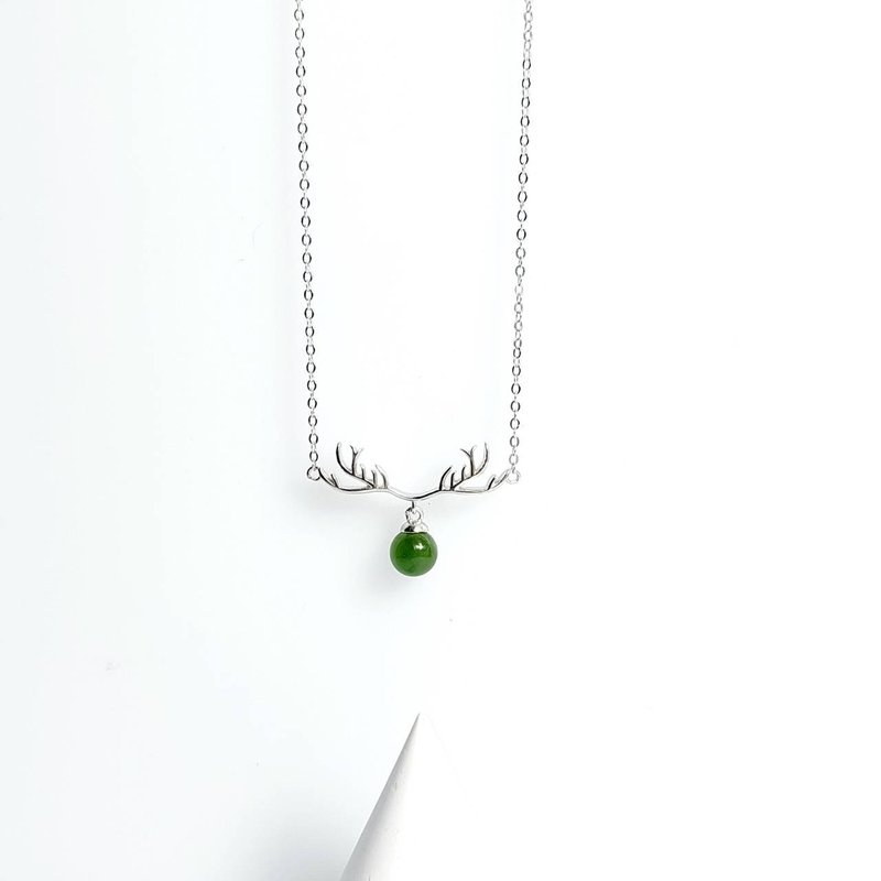 JadeStyle Jewelry Deer's Grace and Green Harmony - สร้อยคอทรง Collar - หยก สีเขียว