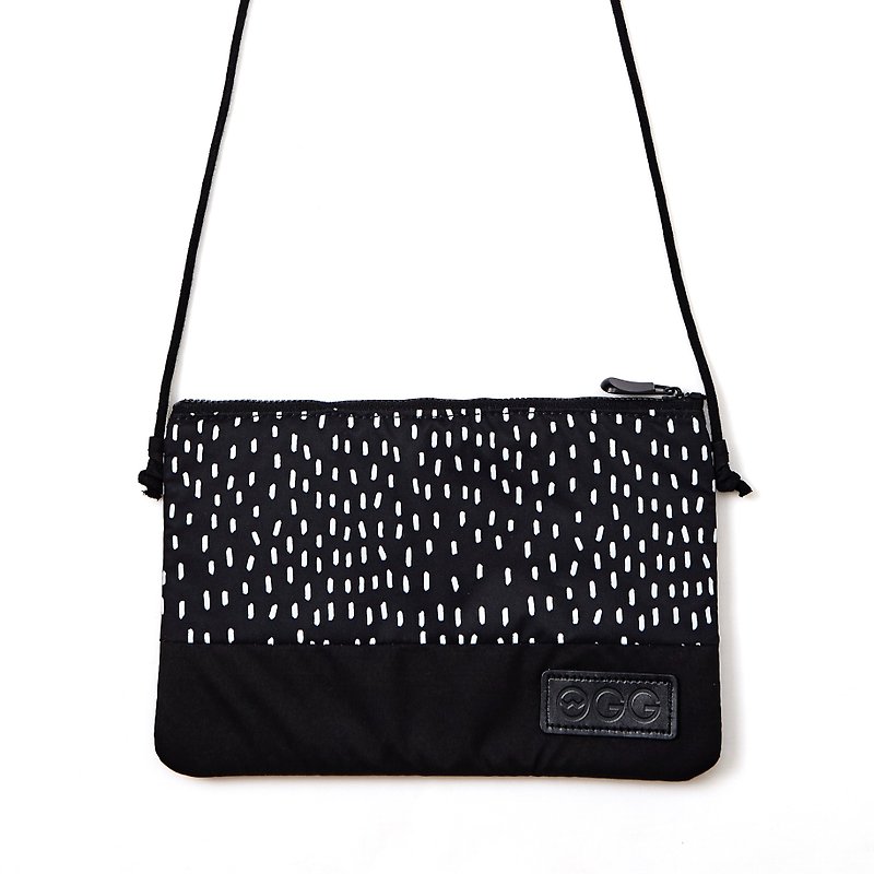 OGG oblique packet - raindrops - Messenger Bags & Sling Bags - Polyester Black