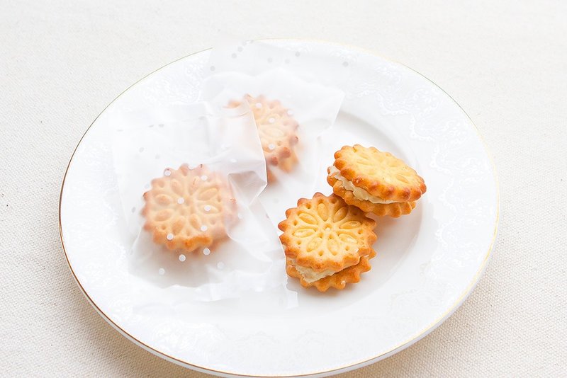點點磨砂袋裝  小檸檬夾心餅乾 單入 生日分享 創意糖果 聖誕節 - 零食/點心 - 新鮮食材 黃色