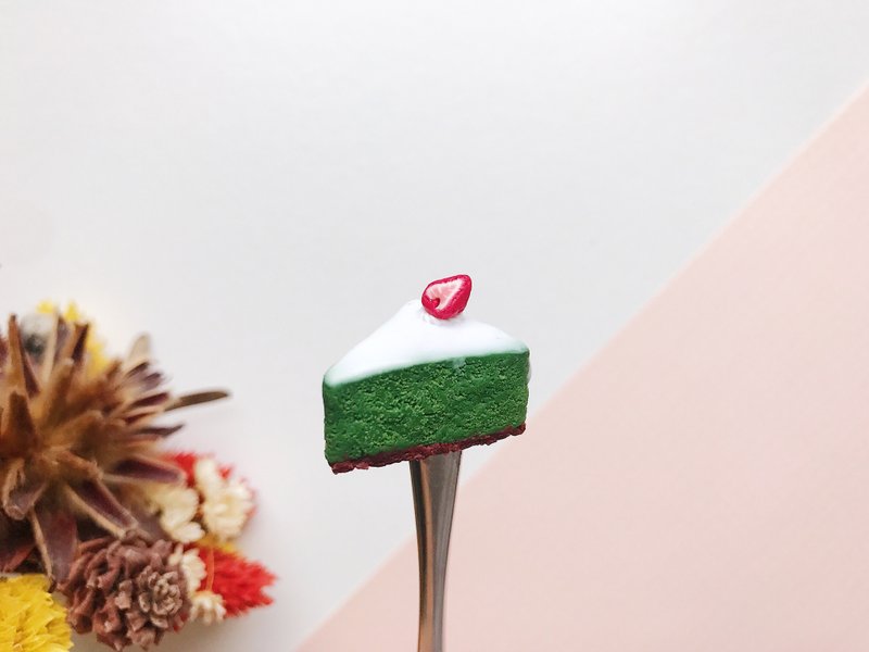 抹茶蛋糕切片/ slice of matcha cake - 露營用品 - 黏土 綠色