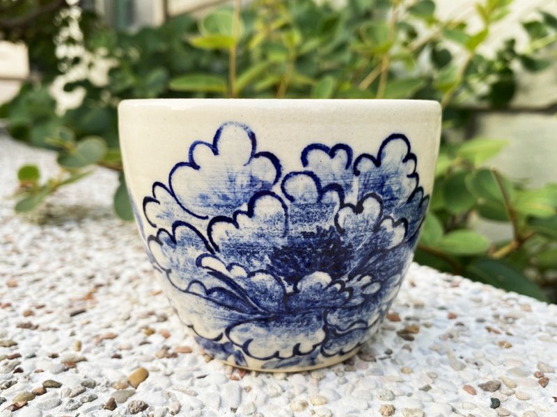 手作陶杯 | 青花 釉下手繪 牡丹 - 茶壺/茶杯/茶具 - 陶 白色