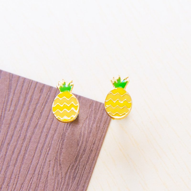 Sweet in the heart, pineapple does not bite the tongue, pineapple fruit ear clip-on earrings - Earrings & Clip-ons - Enamel Yellow