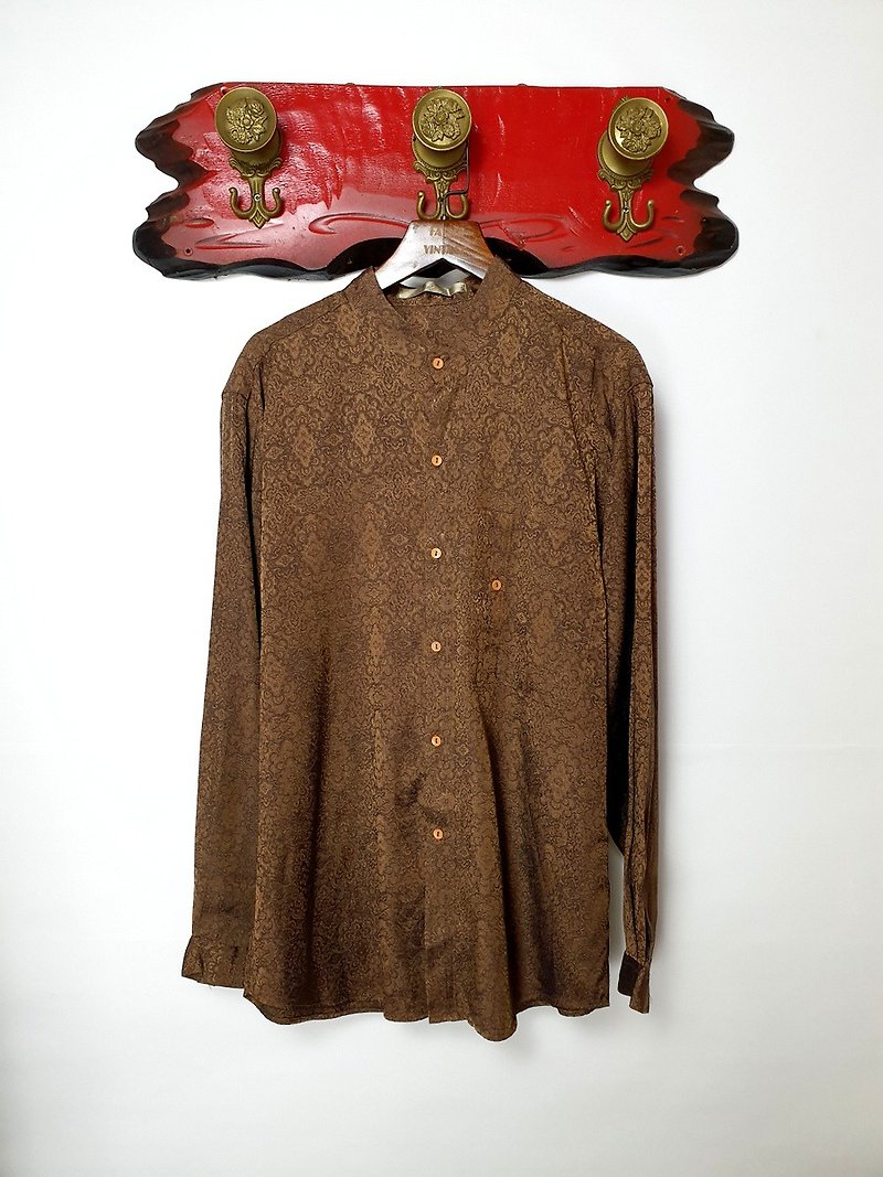 Little Turtle Gege - Carpet Totem, Zhongshan Collar Flower, Vintage Shirt - Men's Shirts - Polyester 