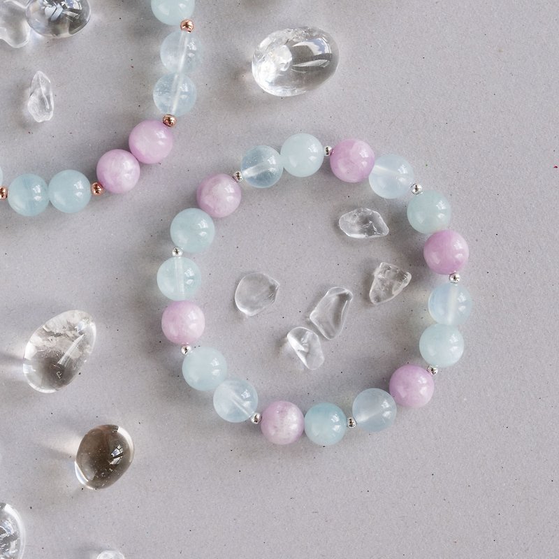 Stones for the soul, Aquamarine and Kunzite genuine gemstones bracelet for her - Bracelets - Crystal Multicolor