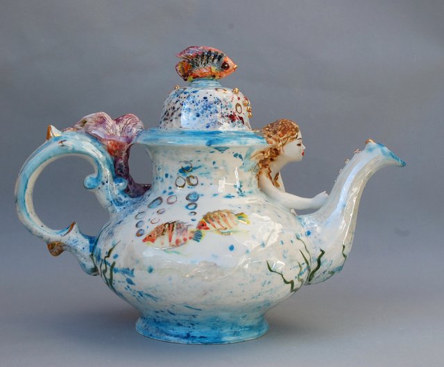 Tan Porcelain Flowing authentic Mermaids Teapot Unique Sculpted Selki Lid