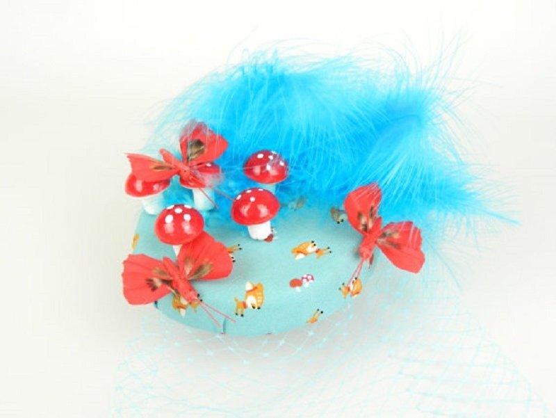 Pillbox Fascinator Headpiece Feathered Butterflies, Mushrooms in Deer Patterned Fabric with Veil, Woodland, Summer Party Hair Accessory - 帽子 - 其他材質 多色
