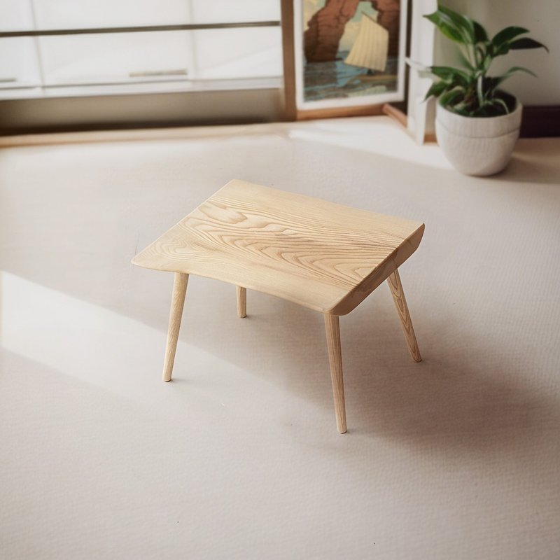 Taisho's only North American ash log coffee table handmade by craftsmen 963hNT - ชั้นวาง/ตะกร้า - ไม้ สีกากี