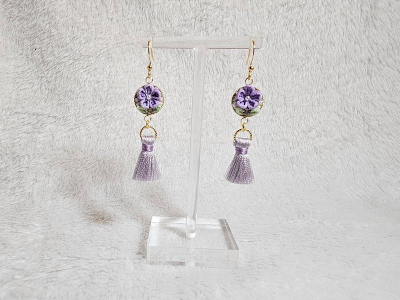 Purple plum fringe flower earrings - Earrings & Clip-ons - Silk Purple