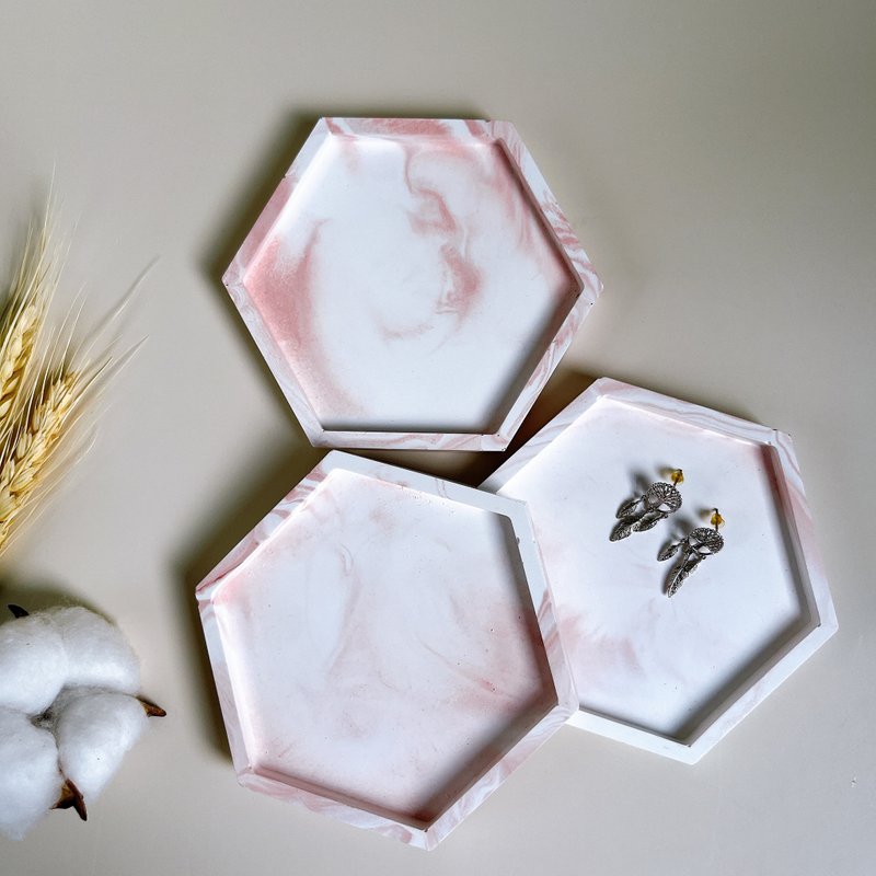 Pale Pink/ Diffuser Jewelry Disc/ The Breathe - Fragrances - Other Materials Pink