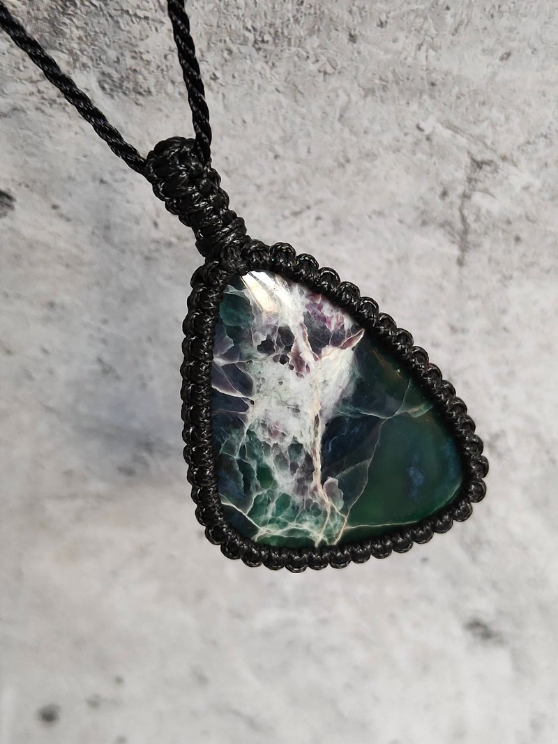 Rare Ophite (noble Serpentine) macrame pendant, Large calm stone necklace - Necklaces - Gemstone Green