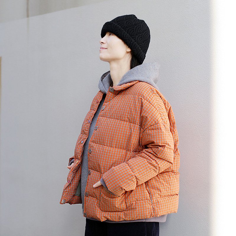 High density cotton orange bean green small lapel single row color button white goose down jacket - เสื้อผู้หญิง - ผ้าฝ้าย/ผ้าลินิน 