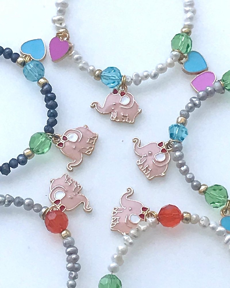 Pearl Bracelets Multicolor - Elephant charm on seed pearl bracelet