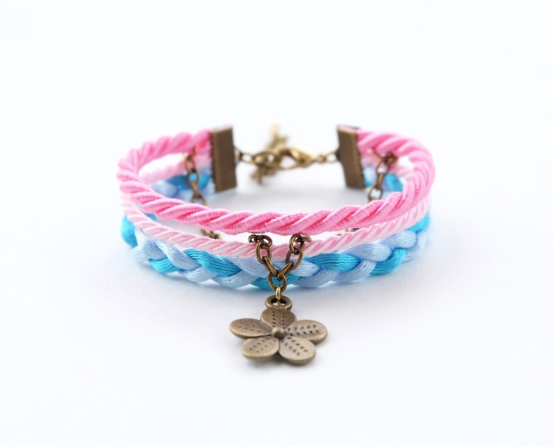 Flower layered rope bracelet in Candy pink / blush pink / sky blue / candy blue  - Bracelets - Other Materials Pink