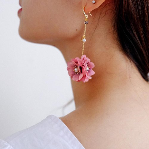 meraki design Fleur | 人氣熱賣 五色繡球花垂墜耳環 Swarovski Crystals